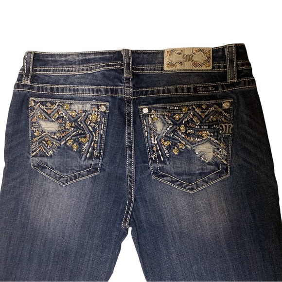 Reduced‼️Miss Me Jeans Size 31 Blue Distressed Rhinestone Sequin Capri Cropped - Picture 11 of 16